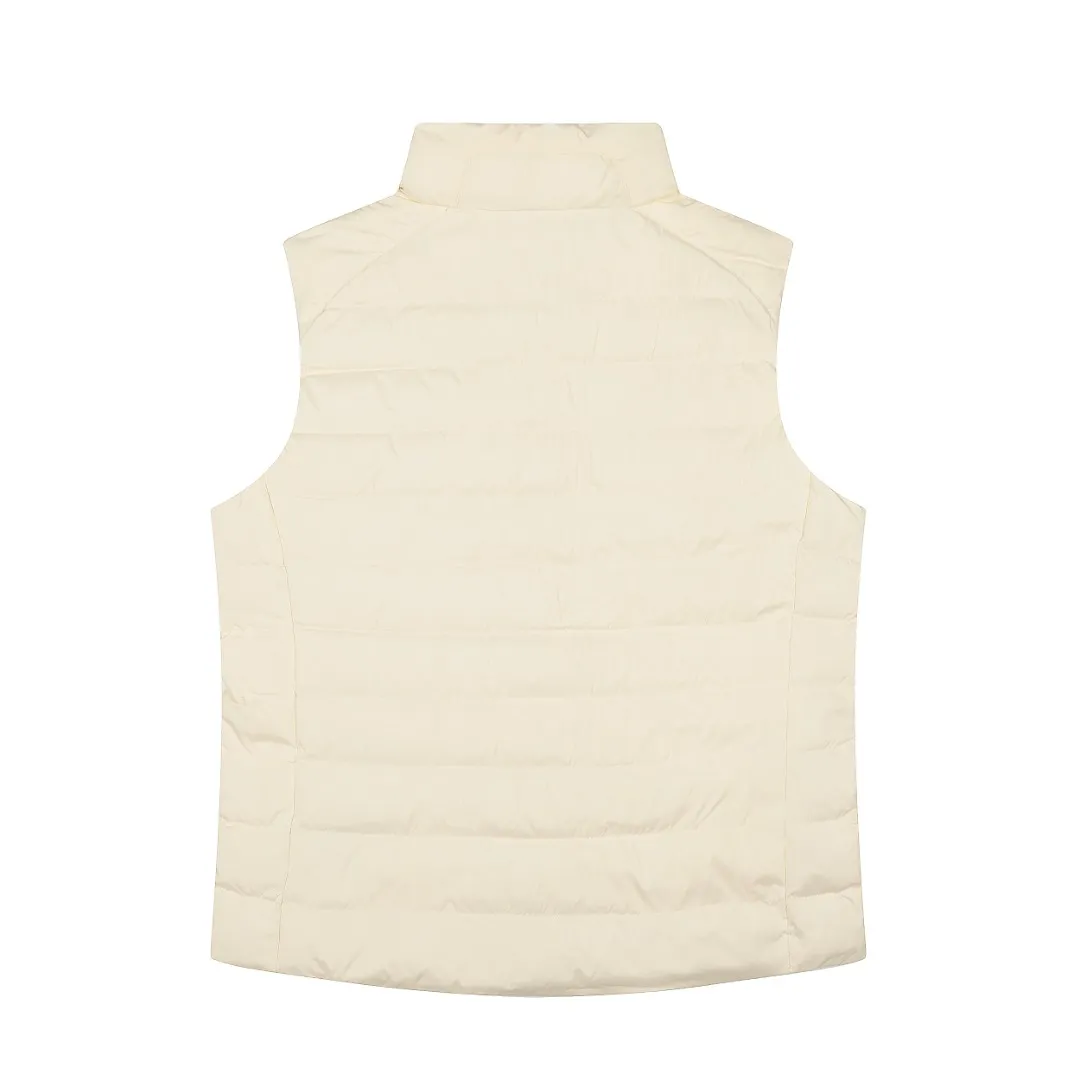 P360 top quality" Style number: 9001# [Ralph Lauren winter basic classic solid color embroidered goddess down vest] ✅Ralph Lauren American retro college style winter basic goddess style down vest ✅90% high-quality white duck down Filling 150g ✅Anti-running velvet treatment on the inside Detailed workmanship in place ✅Pair it with a sweater or sweater jacket of the same color OOTD is amazing~ ✅Tips: Hemp flowers/small twists of the same color Knitted sweaters are also available and can be matched with suits~ ✅Goddess version, the maximum size can be worn up to 160 pounds, loose and comfortable, no pressure ✅Milk white is a hot color, a must-have item for the goddess wardrobe in winter! Size: S-XL Color: Milk White Black Navy